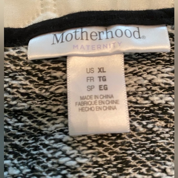 Motherhood Maternity leopard sweater - Picture 3 of 3